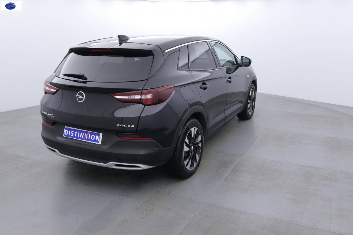 Opel Grandland X - 1.6 HYBRID TURBO 300 AT8 ULTIMATE