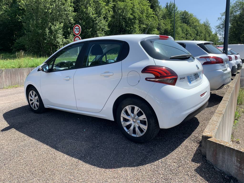 Peugeot 208 affaire - 1.6 BLUEHDI 100 PREMIUM PACK